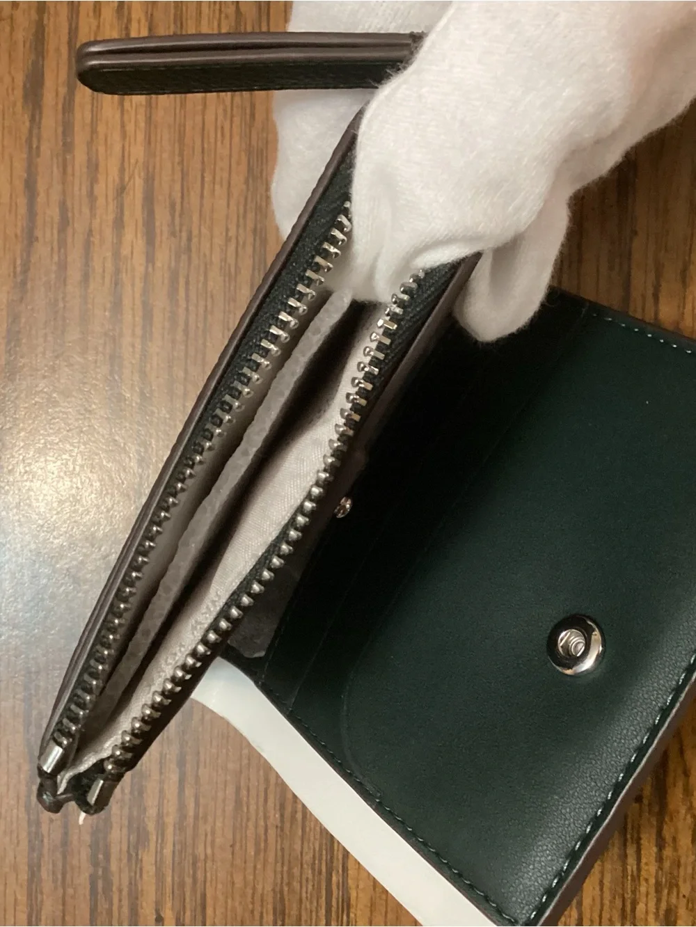 Kate Spade Bifold Wallet in Dark Forest Green, NWOT